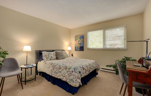 4035 Springtree Drive Quilchena