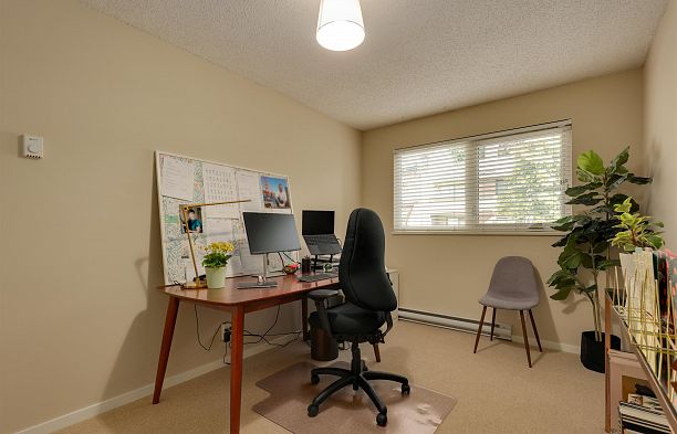 4035 Springtree Drive Quilchena