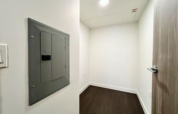 708 455 SW Marine Drive Marpole