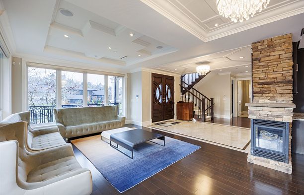 4482 Brakenridge Street Quilchena