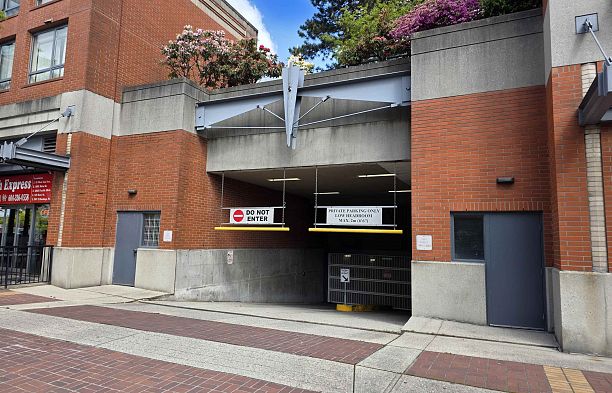 1233 Pacific Boulevard Yaletown