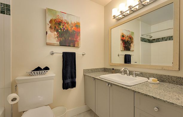 4035 Springtree Drive Quilchena