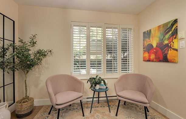 4035 Springtree Drive Quilchena