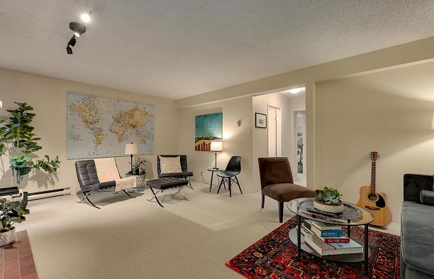 4035 Springtree Drive Quilchena