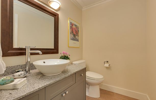 4035 Springtree Drive Quilchena