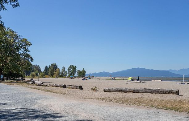 4468 W 1st Avenue Point Grey