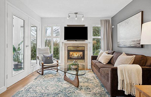 201 1099 W 71st Avenue Marpole