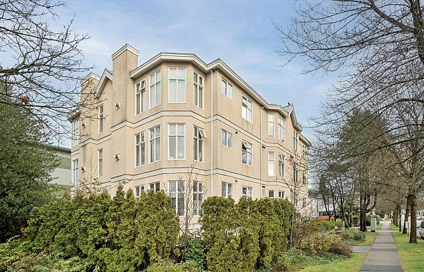 201 1099 W 71st Avenue Marpole