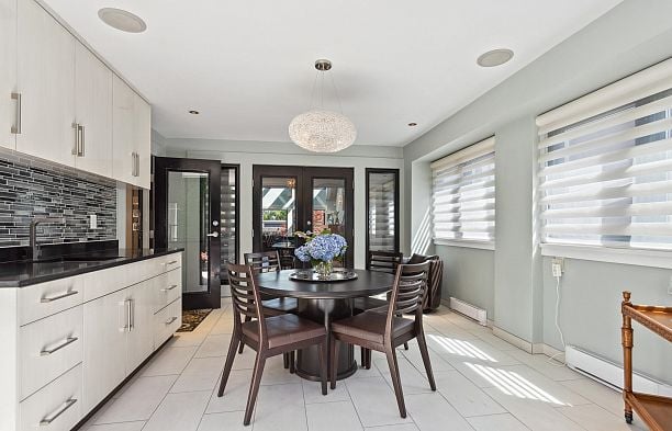 4468 W 1st Avenue Point Grey