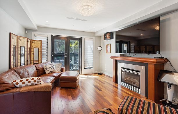 4468 W 1st Avenue Point Grey