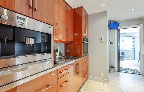 4468 W 1st Avenue Point Grey