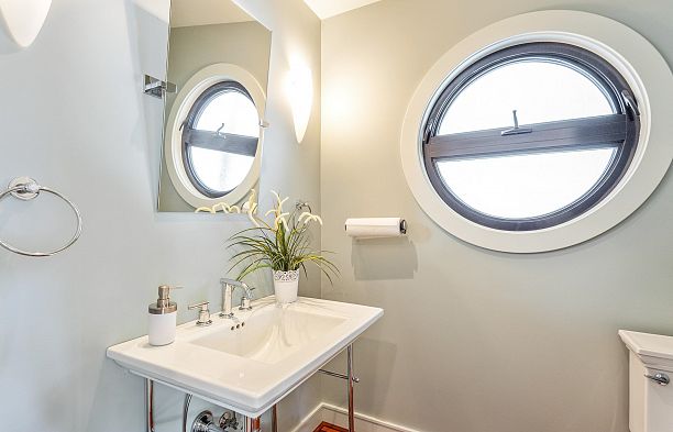 4468 W 1st Avenue Point Grey