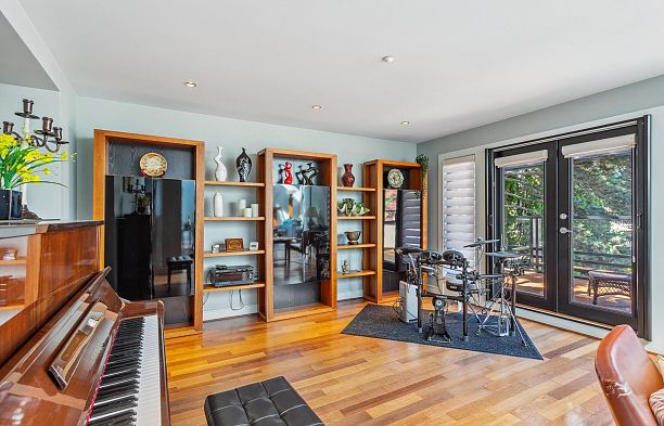 4468 W 1st Avenue Point Grey