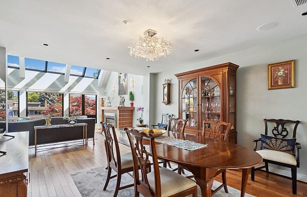 4468 W 1st Avenue Point Grey