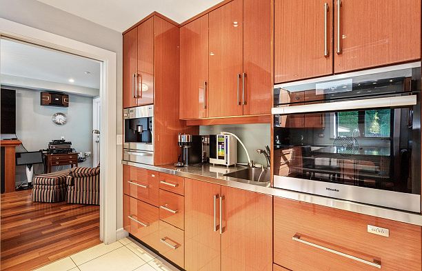 4468 W 1st Avenue Point Grey