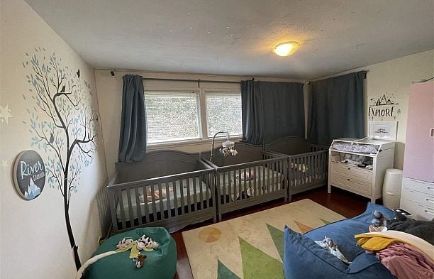 88 W 48th Avenue Oakridge VW