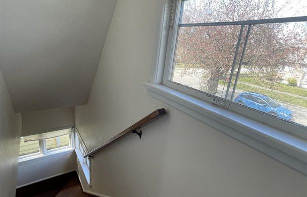 88 W 48th Avenue Oakridge VW