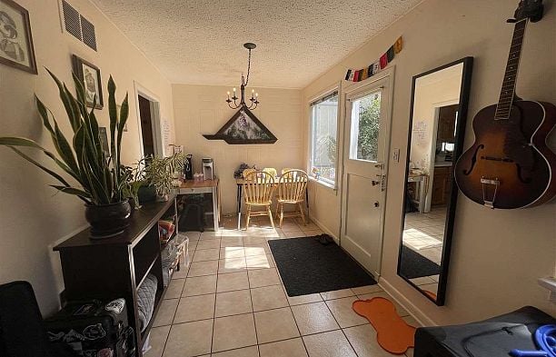 88 W 48th Avenue Oakridge VW