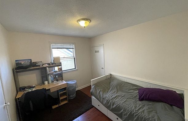 88 W 48th Avenue Oakridge VW