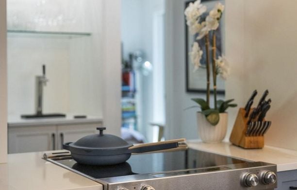 204 2410 Cornwall Avenue Kitsilano