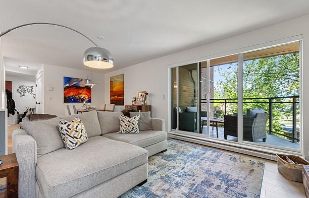 204 2410 Cornwall Avenue Kitsilano