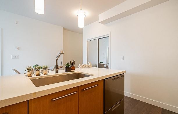 310 5325 West Boulevard Kerrisdale