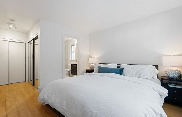 2343 W 7th Avenue Kitsilano