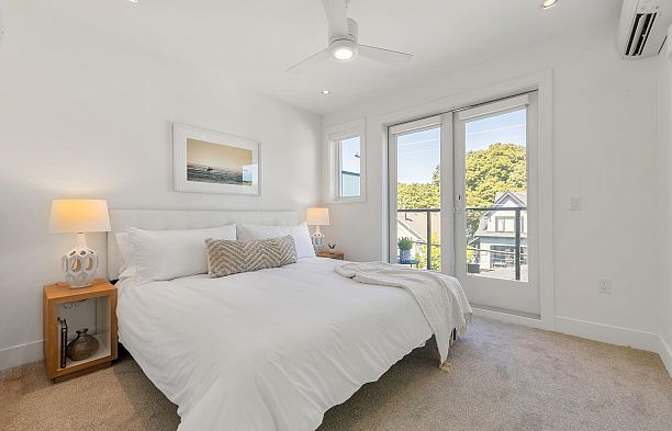 2431 W Broadway Kitsilano