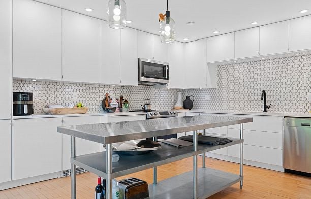 2343 W 7th Avenue Kitsilano