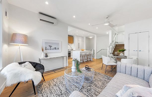 2431 W Broadway Kitsilano