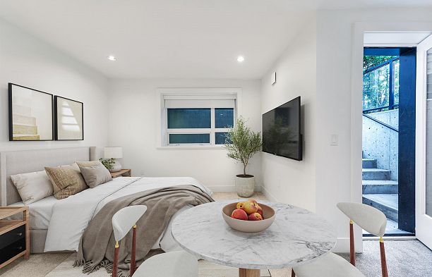 2431 W Broadway Kitsilano