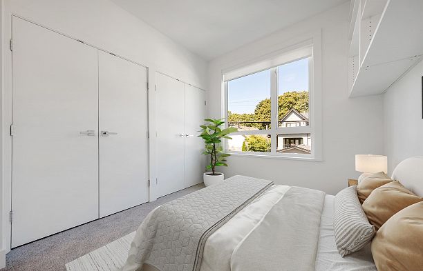 2431 W Broadway Kitsilano