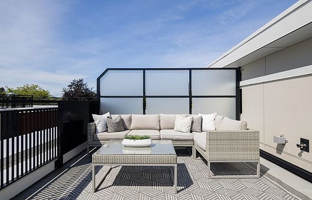 213 715 W 49th Avenue Oakridge VW