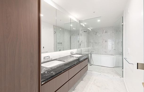 406 3668 W 10th Avenue Kitsilano