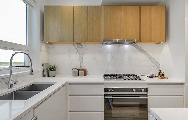 2431 W Broadway Kitsilano