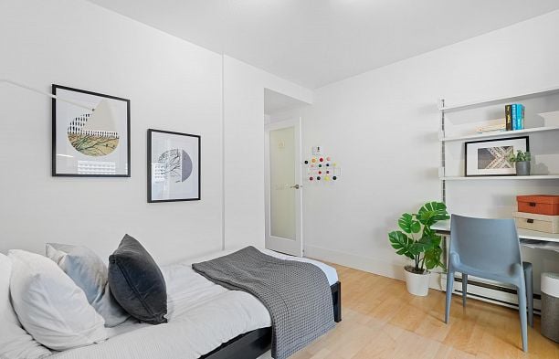 2343 W 7th Avenue Kitsilano