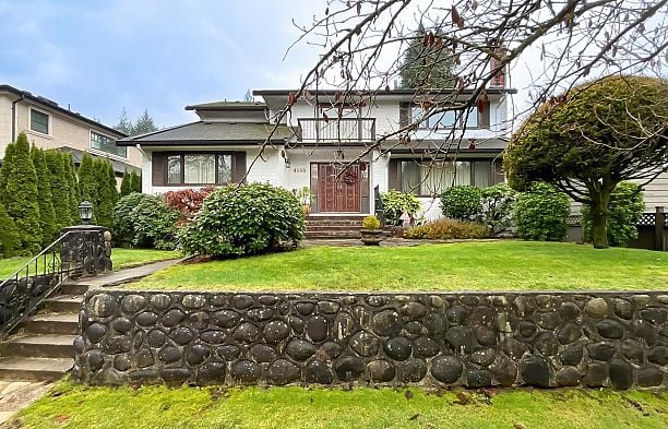 4680 W 15th Avenue Point Grey