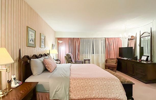 4680 W 15th Avenue Point Grey