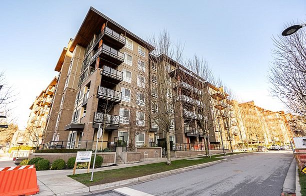 PH1 6033 Gray Avenue University VW