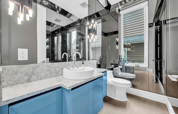 2328 Mcbain Avenue Quilchena