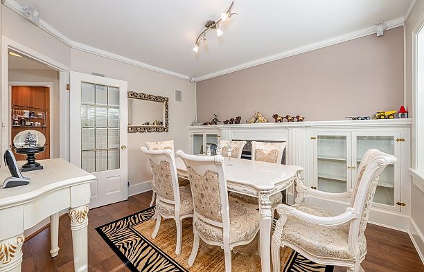 4389 Locarno Crescent Point Grey