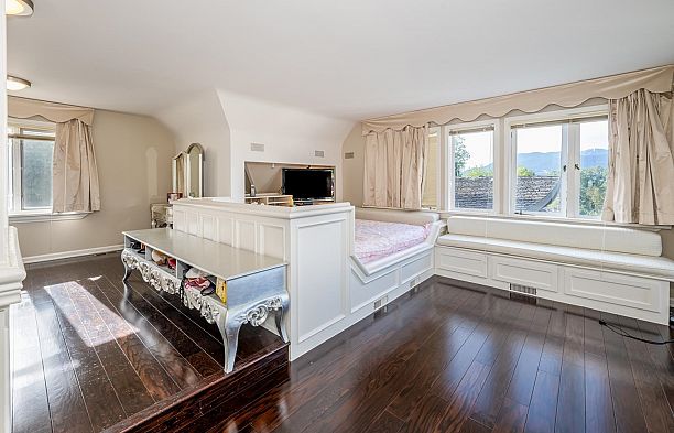 4389 Locarno Crescent Point Grey