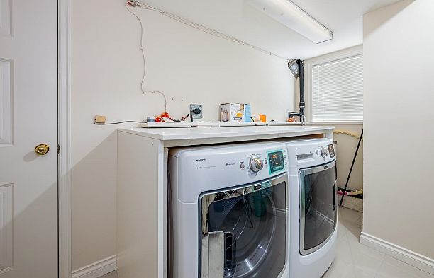 4389 Locarno Crescent Point Grey