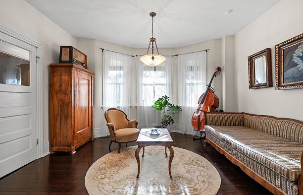 1829 1831 W 2nd Avenue Kitsilano