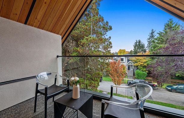 1 4549 W 11th Avenue Point Grey