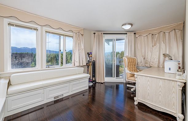 4389 Locarno Crescent Point Grey