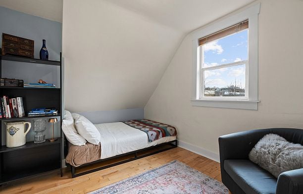 1829 1831 W 2nd Avenue Kitsilano