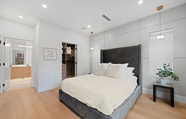 1 4549 W 11th Avenue Point Grey