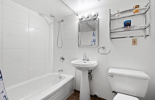 1829 1831 W 2nd Avenue Kitsilano