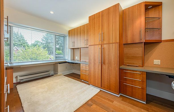 4389 Locarno Crescent Point Grey